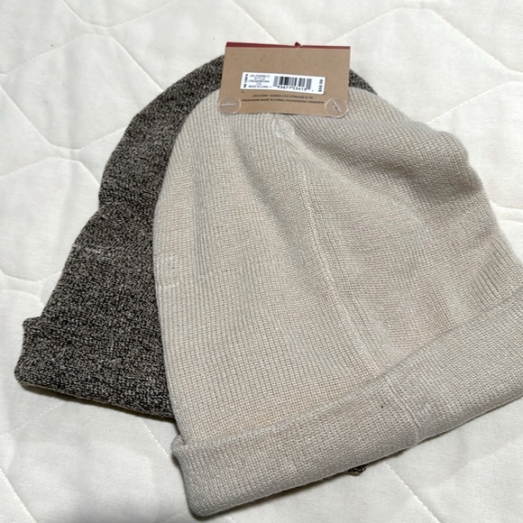 Levi's Other - Levi’s Knit Caps 2-Pack OS NWT